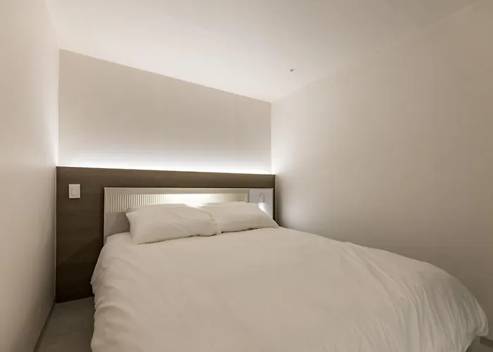 5 Minuet Walk To Gangnam Station L Daon Rest 4* Seoul