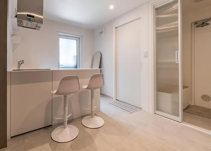 5 Minuet Walk To Gangnam Station L Daon Rest 4*
