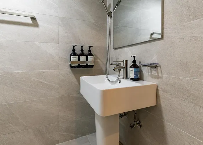 5 Minuet Walk To Gangnam Station L Daon Rest 4* Seoul
